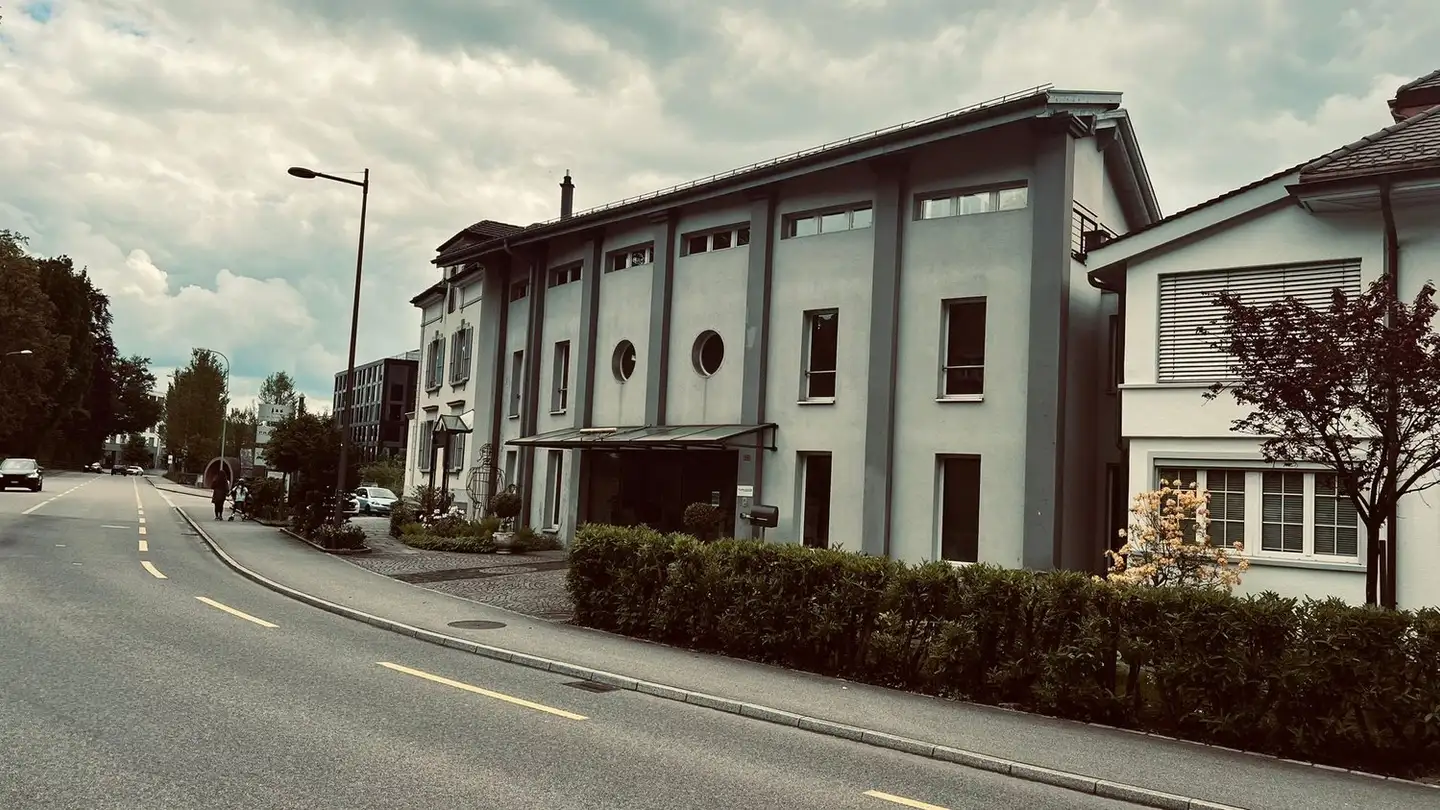Commercial for rent - Bahnhofstrasse 34, 4663 Aarburg