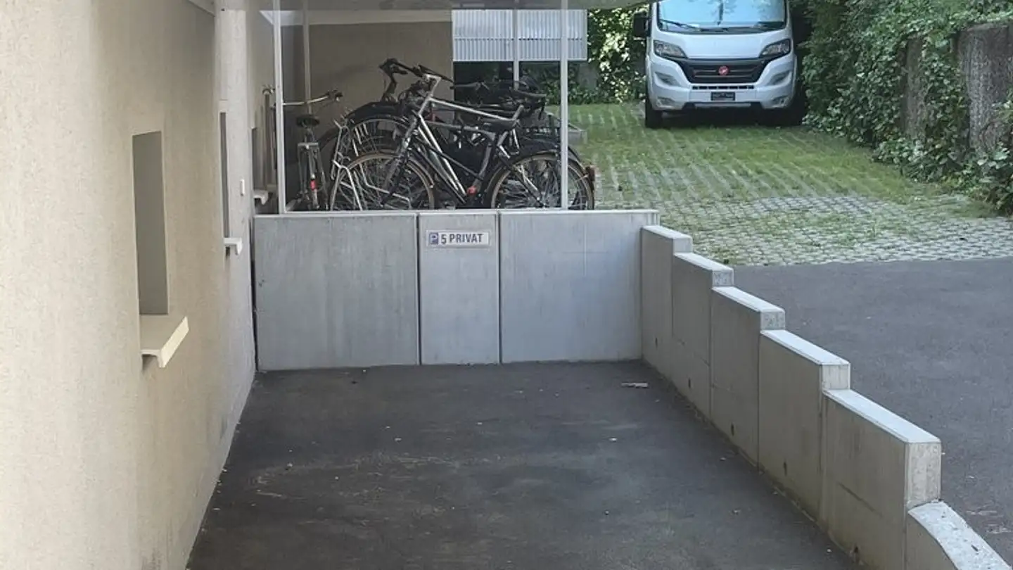 Outdoor parking space for rent - Scheuchzerstrasse 64, 8006 Zürich - Photo 3