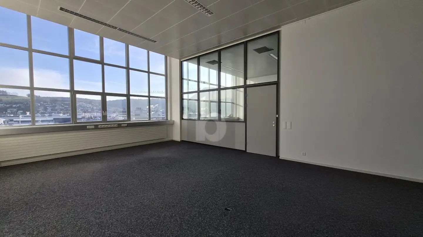 Bürofläche mieten - 8184 Bachenbülach