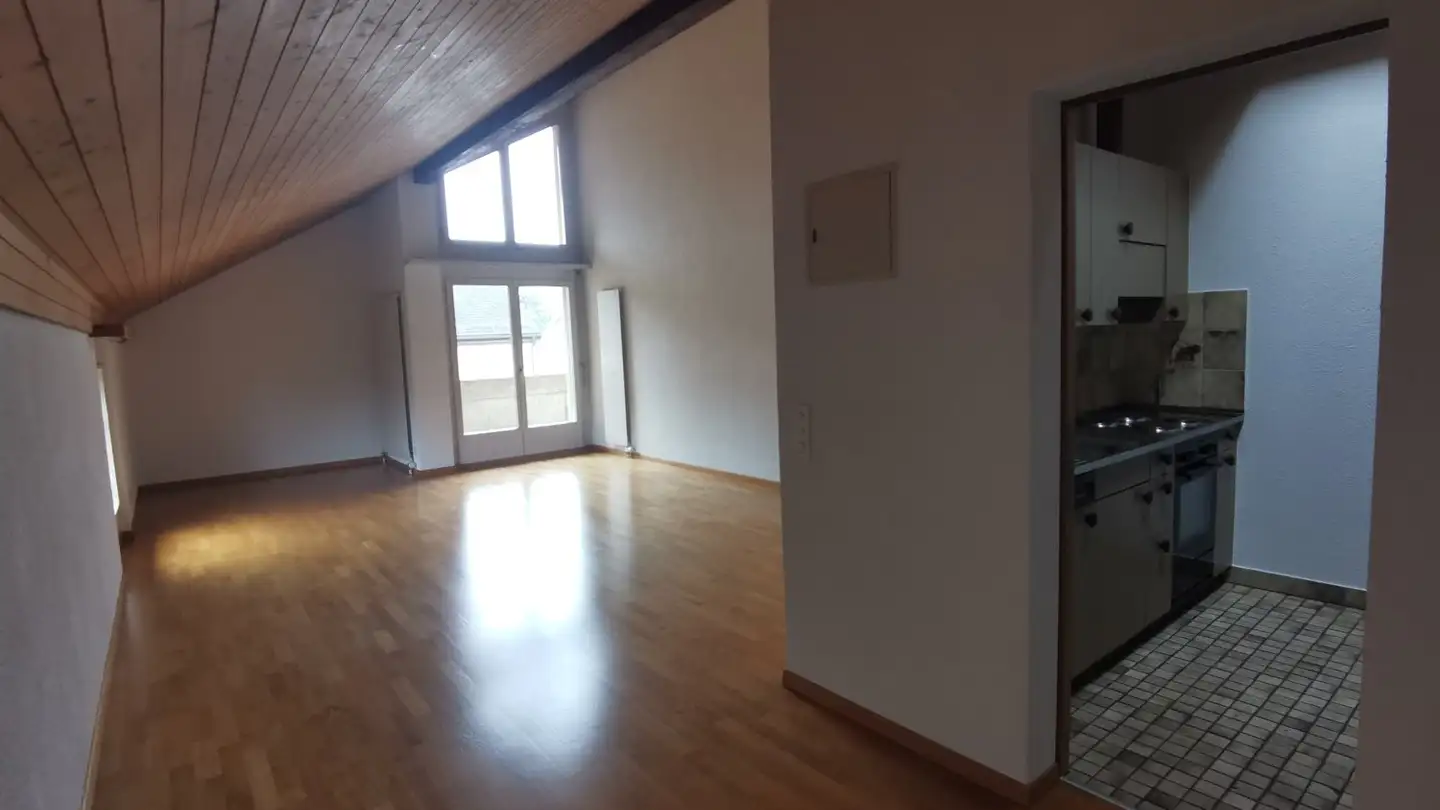 Dachgeschosswohnung mieten - Binzacherweg 3, 8166 Niederweningen - Foto 2