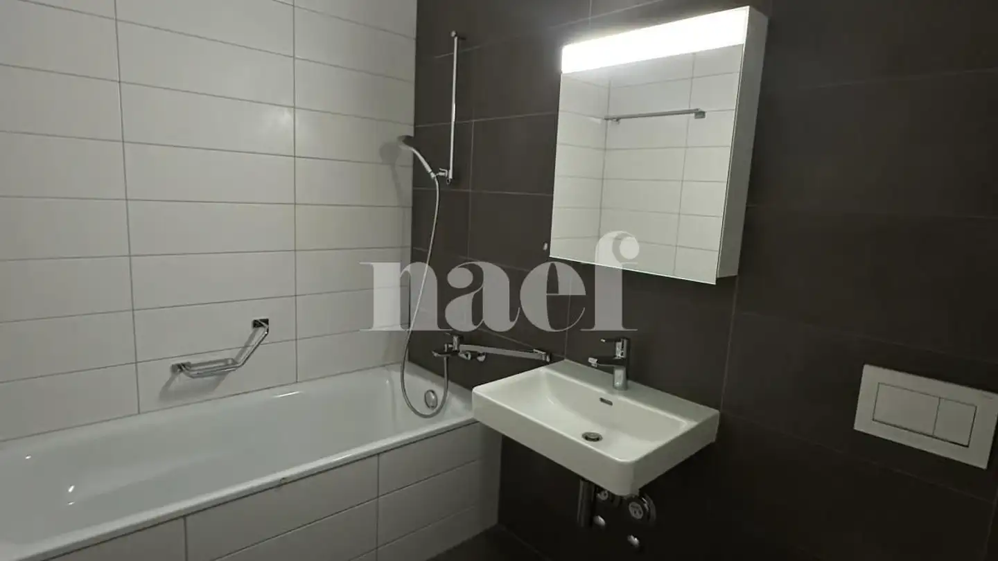 Appartement à louer - Rue Du Jolimont 11, 2525 Le Landeron - Photo 4