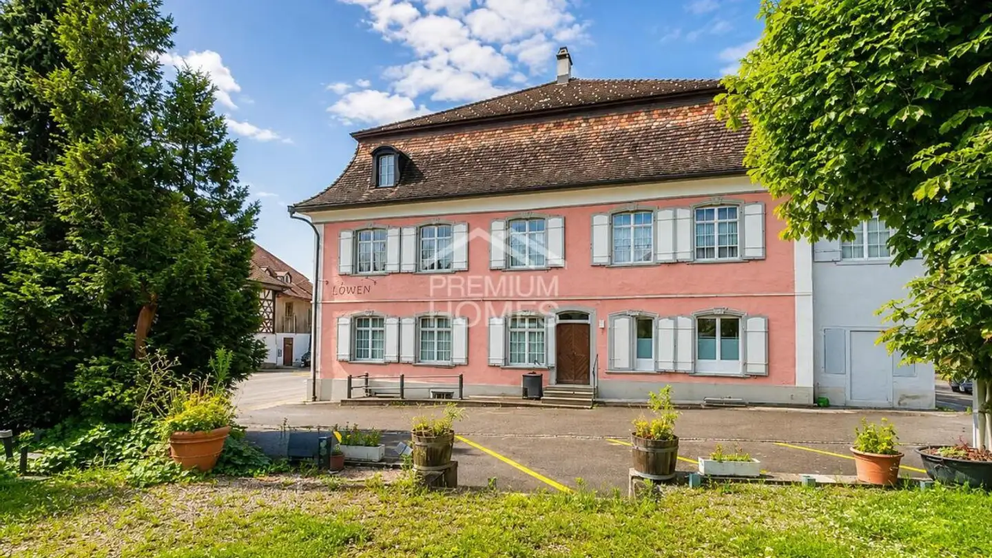 Mixed-use building for sale - 8360 Eschlikon TG