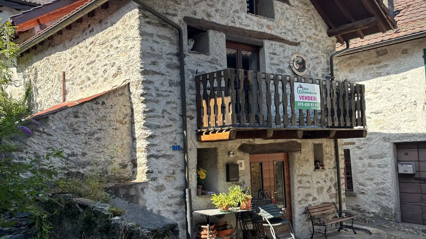 Casa singola in vendita - Caraa De Guèra 72, 6535 Roveredo GR - Photo 2