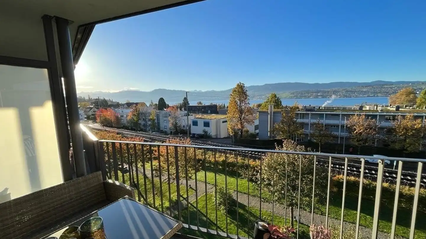 Wohnung mieten - Alte Landstrasse, 8708 Männedorf - Foto 2