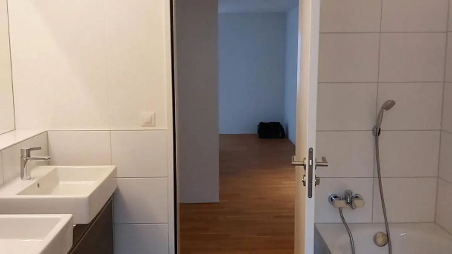 Apartment for rent - Utzigen 10, 6460 Altdorf UR - Photo 4