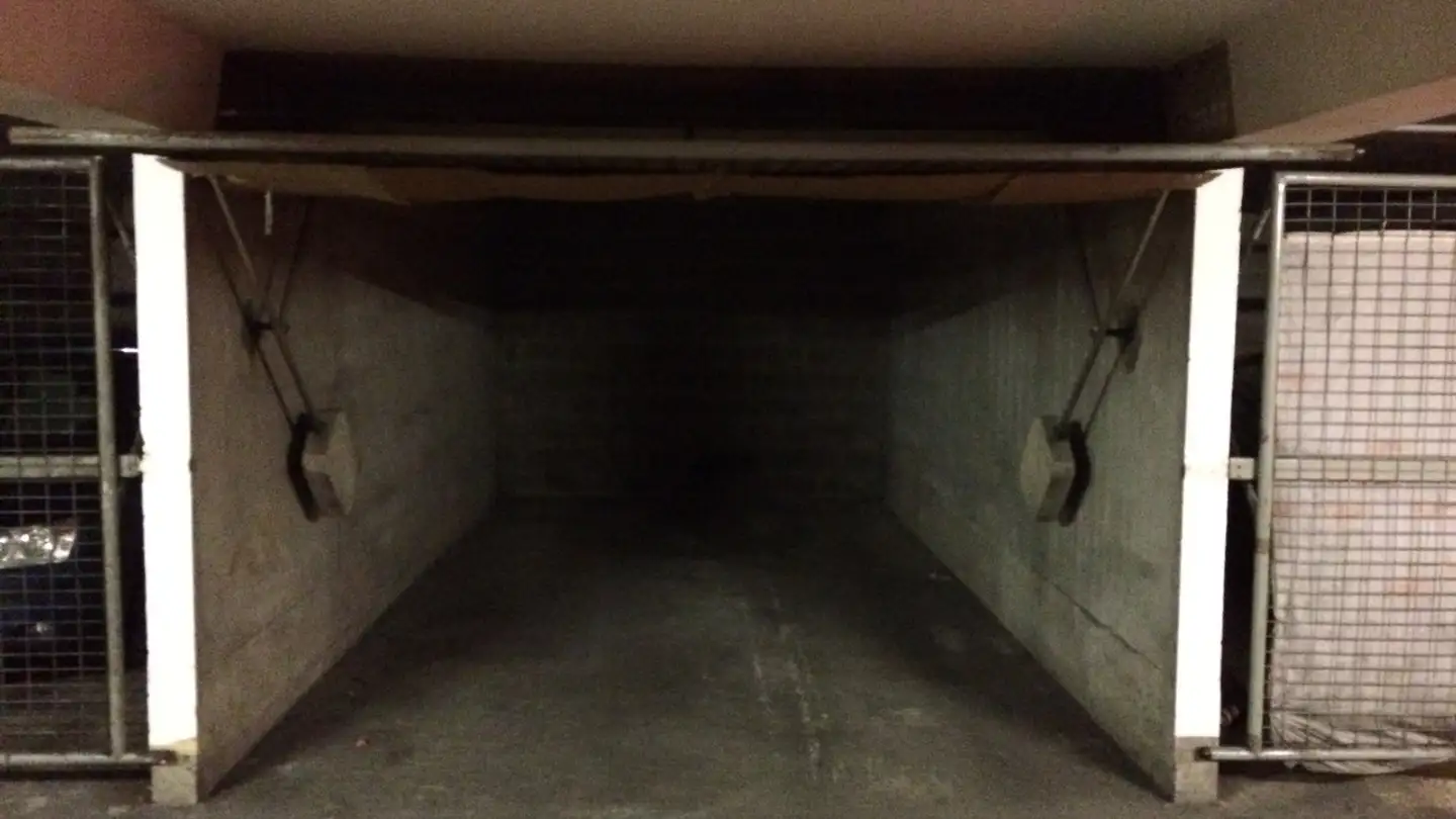 Single garage for rent - 1219 Le Lignon