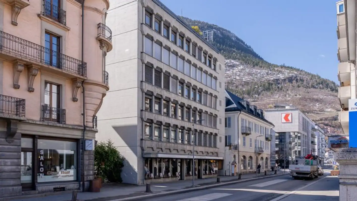 Magasin à vendre - Kantonsstrasse 12, 3930 Visp - Photo 2