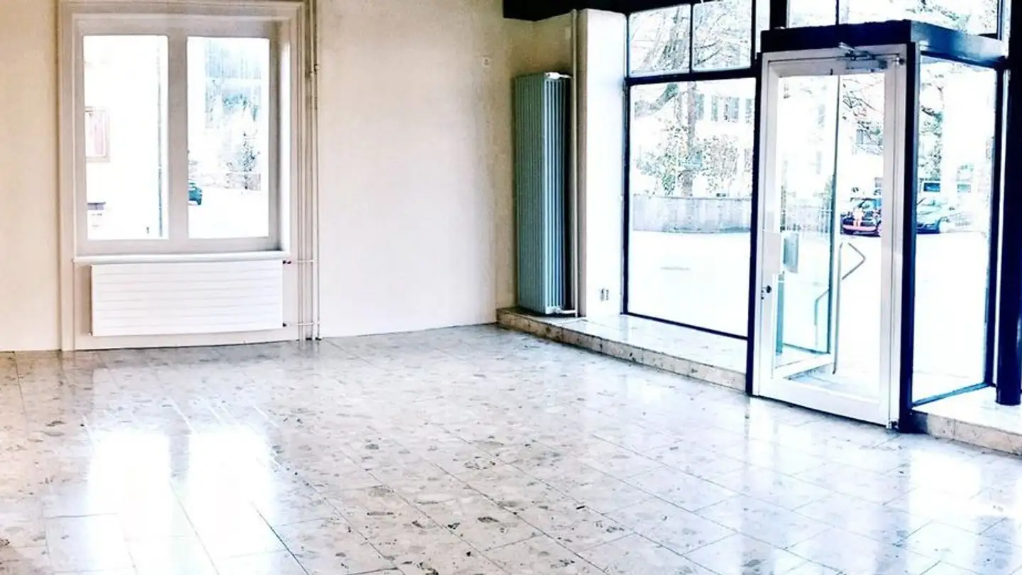 Gewerbe mieten - Dorfstrasse 36, 8494 Bauma
