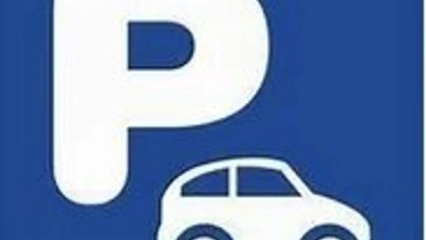 Place de parking extérieure à louer - Avenue De Chillon 74, 1820 Territet