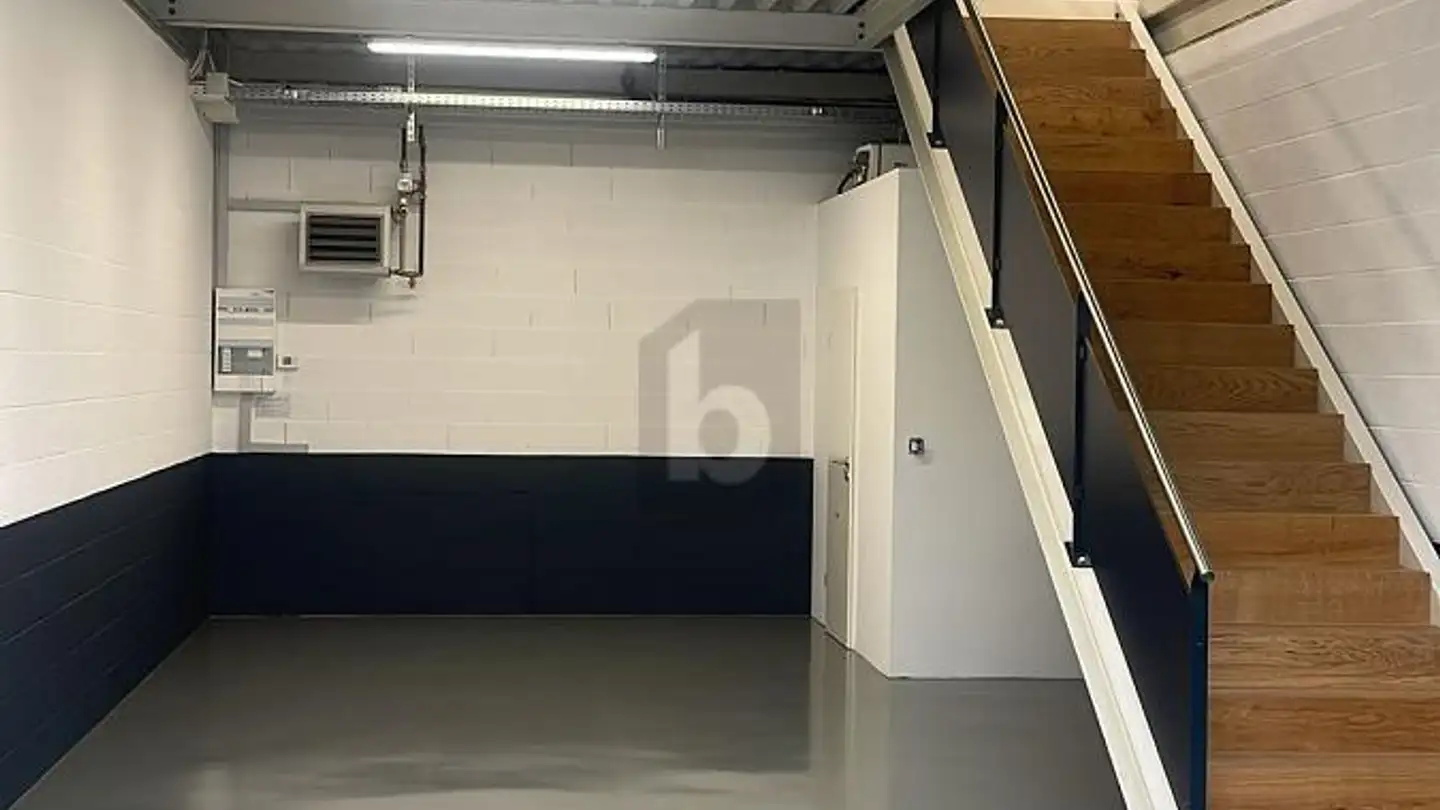 Factory for rent - 1023 Crissier - Photo 2