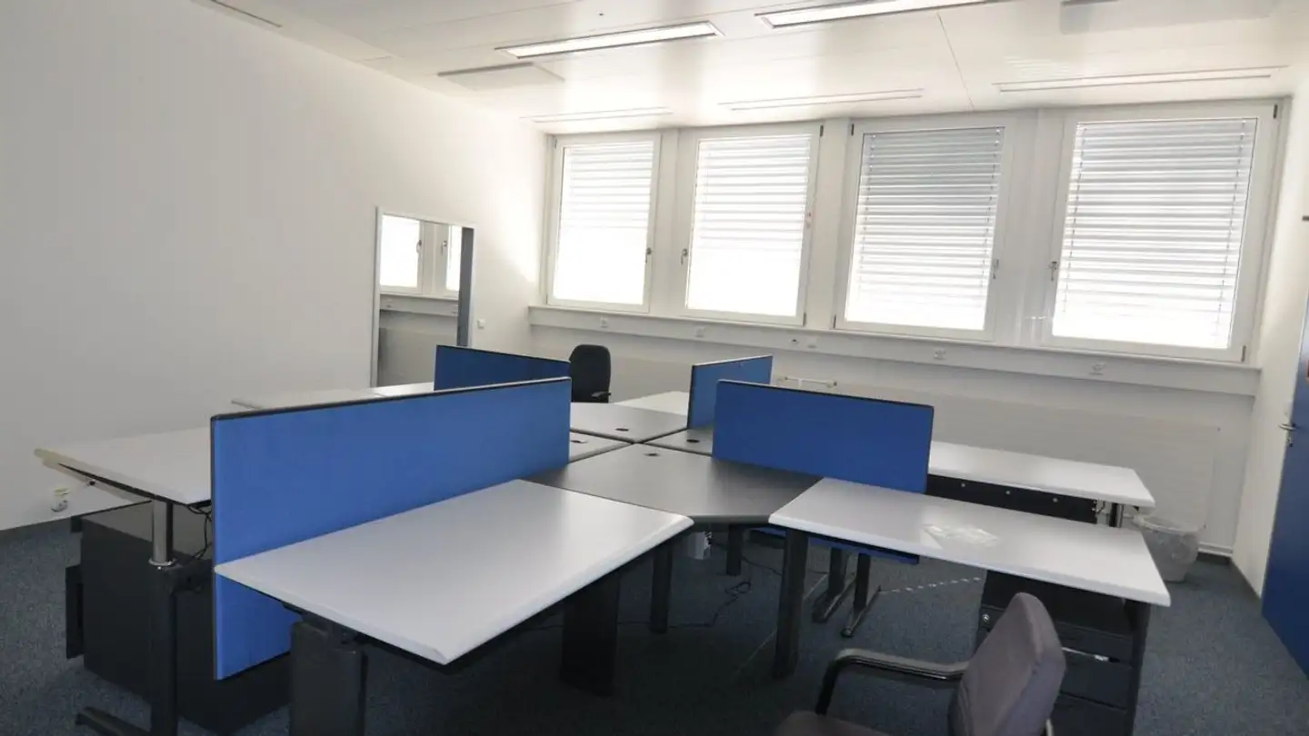 Commerciale in affitto - Rheinstrasse 74, 4414 Füllinsdorf - Photo 2