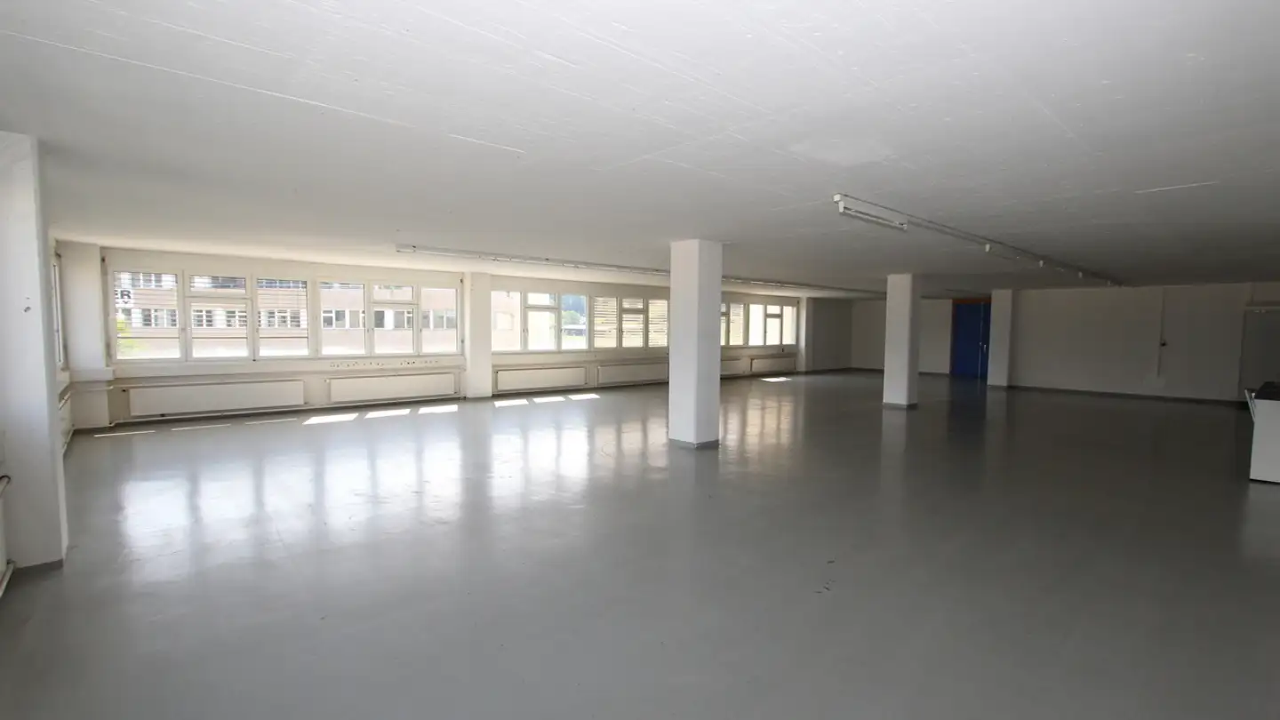 Bürofläche mieten - Industriestrasse 18, 8424 Embrach - Foto 4