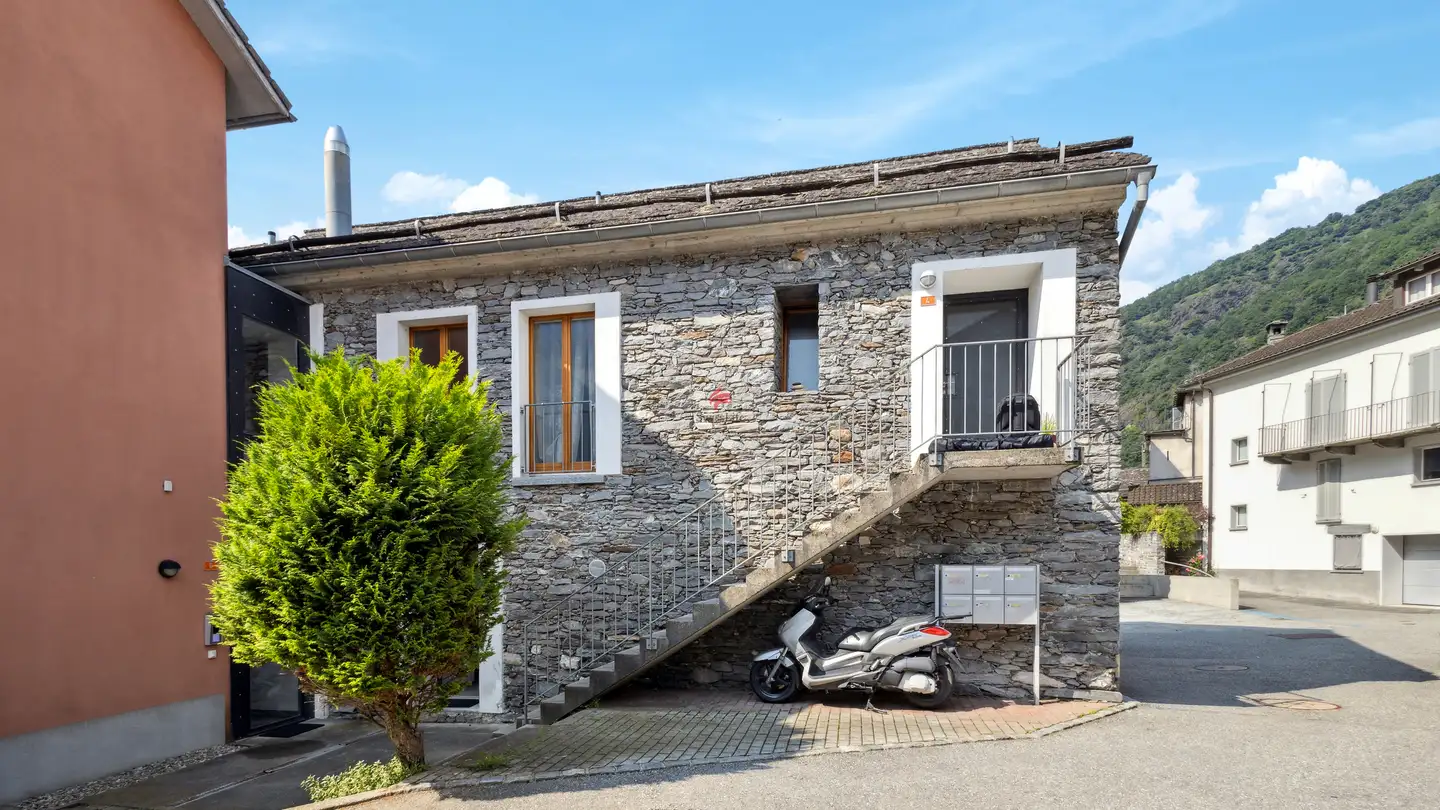 Casa singola in vendita - 6537 Grono - Photo 2