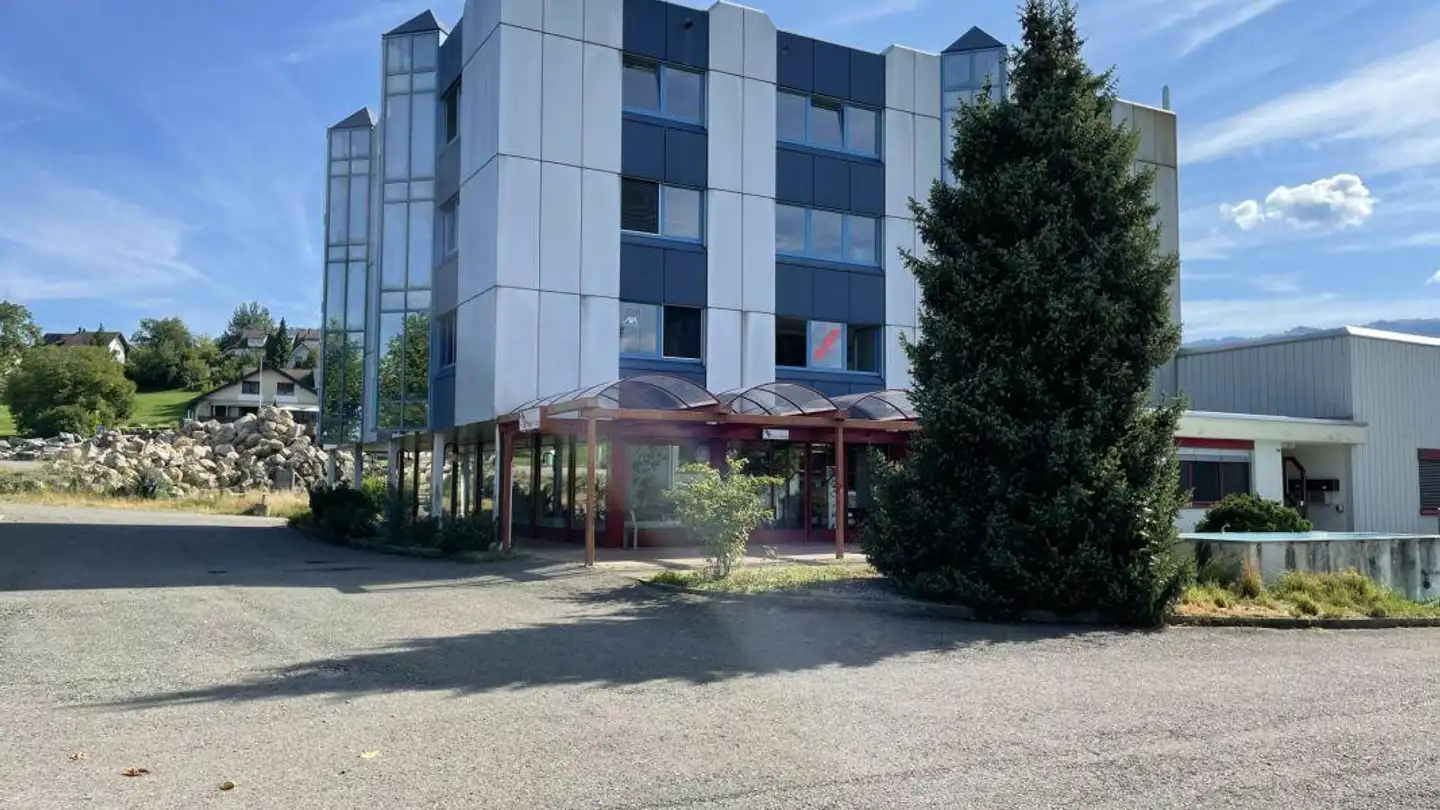 Workshop for rent - Wildbrunnstrasse 3, 8722 Kaltbrunn - Photo 2