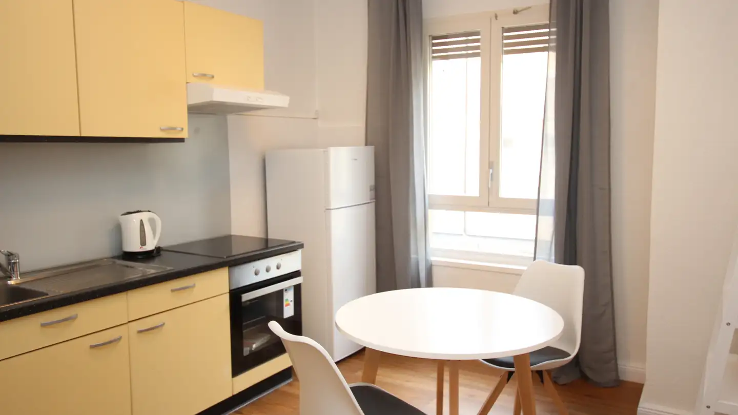 Appartement meublé à louer - Rue Sismondi 13, 1201 Genève - Photo 2