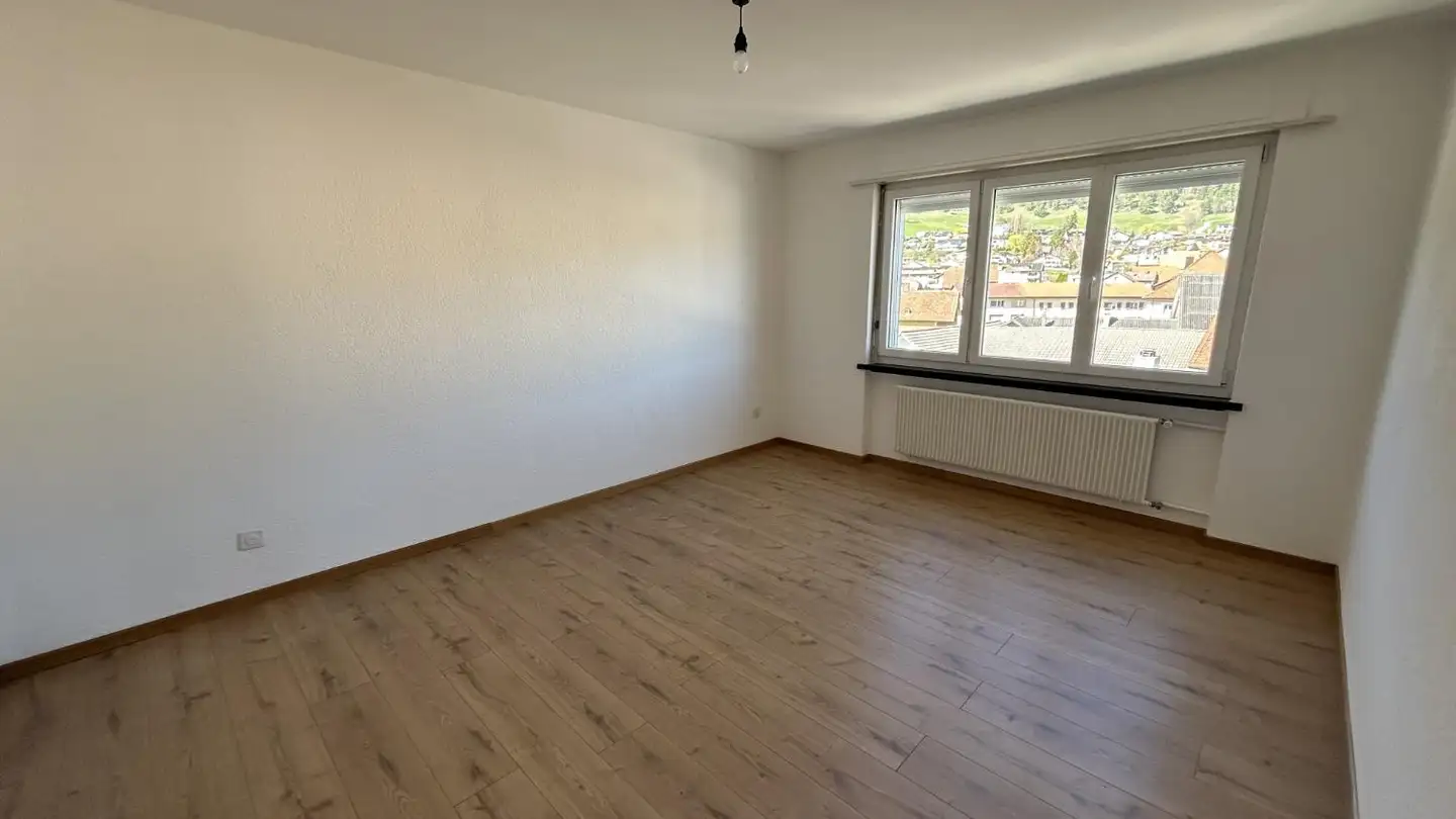 Appartement à louer - Rue Du Pont 10, 2735 Malleray - Photo 4