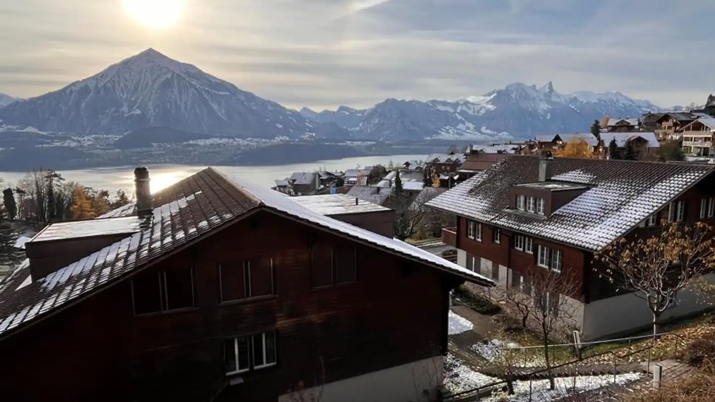 Appartement à louer - Niesenblickweg 30, 3655 Sigriswil - Photo 2