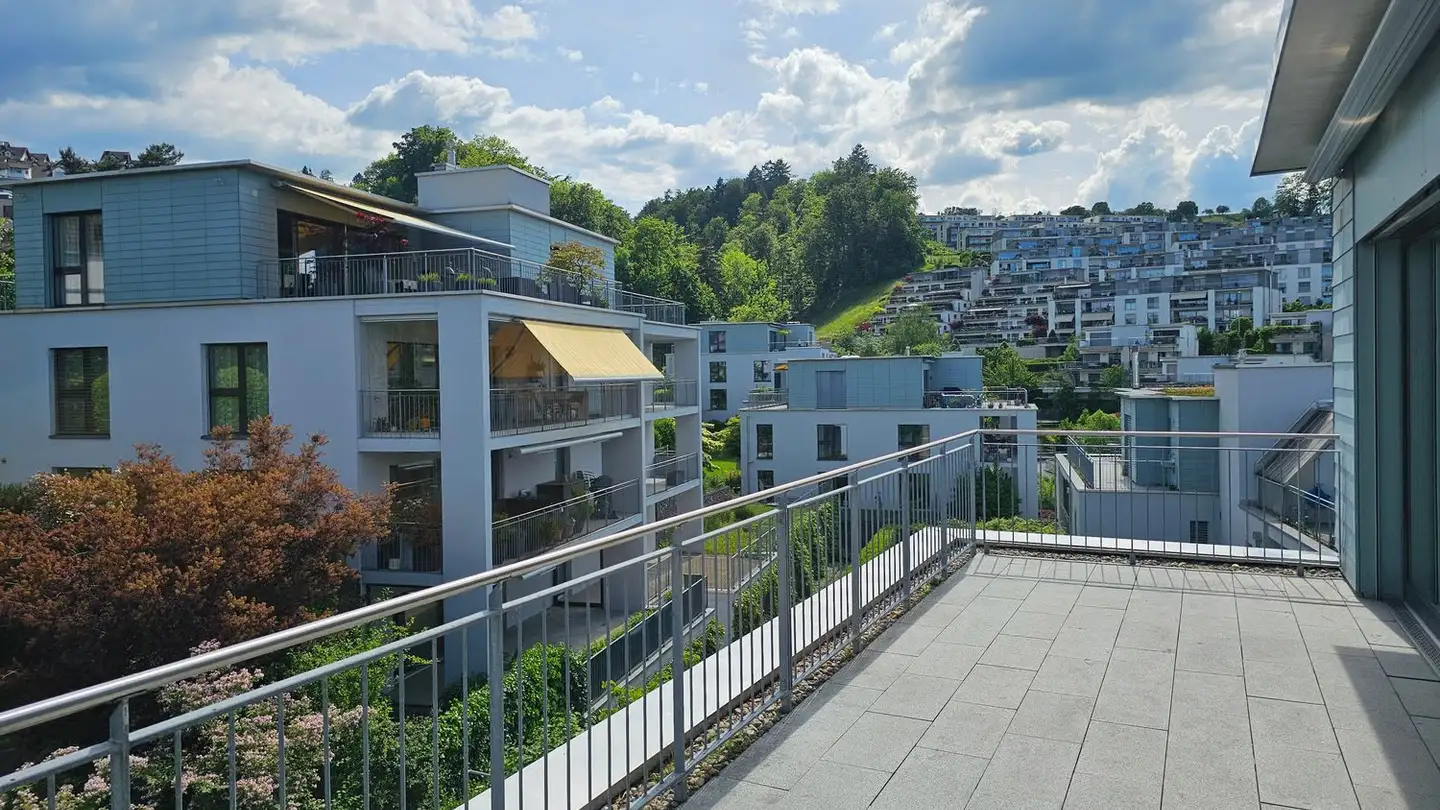 Penthouse for rent - Mülibachstrasse 7, 8805 Richterswil - Photo 3