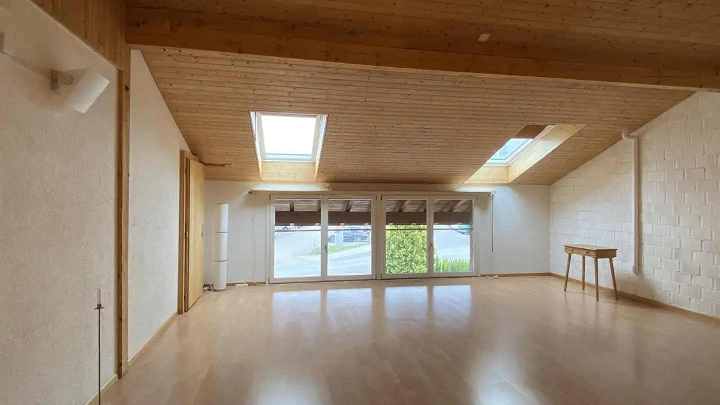 Commerciale in affitto - Schorenstrasse 58, 3645 Gwatt (Thun)