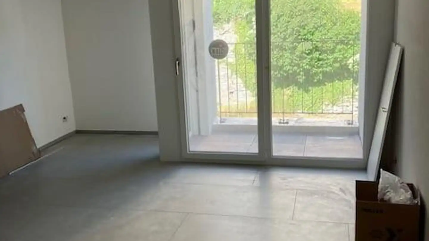 Apartment for rent - Bahnhofstrasse 1, 7408 Cazis - Photo 3
