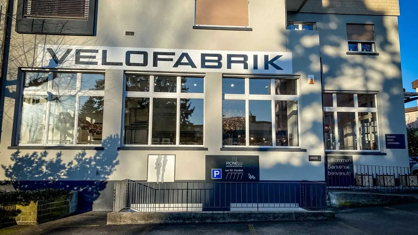 Spazio ufficio in affitto - Ausserdorfstrasse 4c, 8052 Zürich - Foto 2