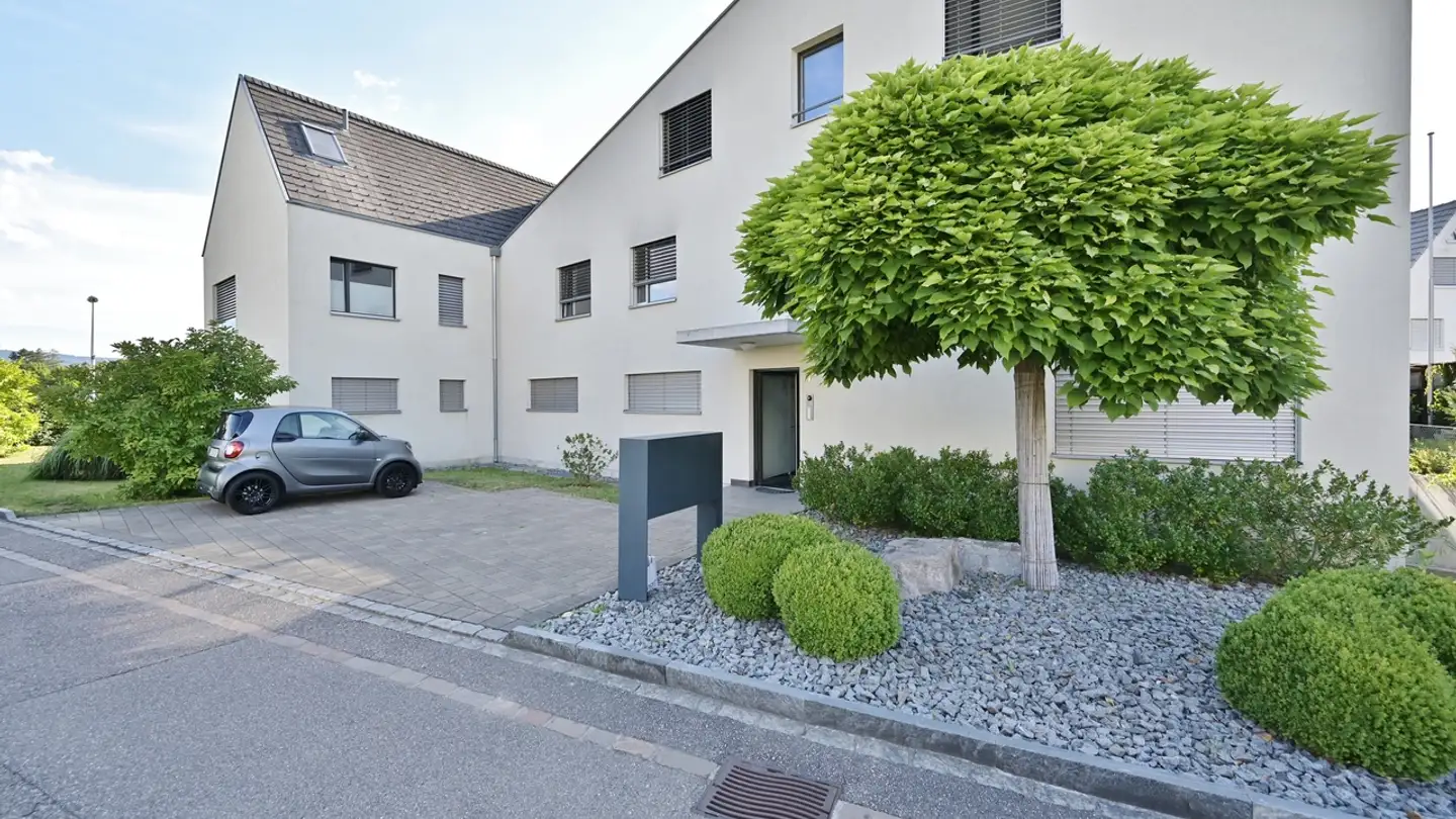 Attic flat for sale - Marsweg 1, 4153 Reinach BL - Photo 2