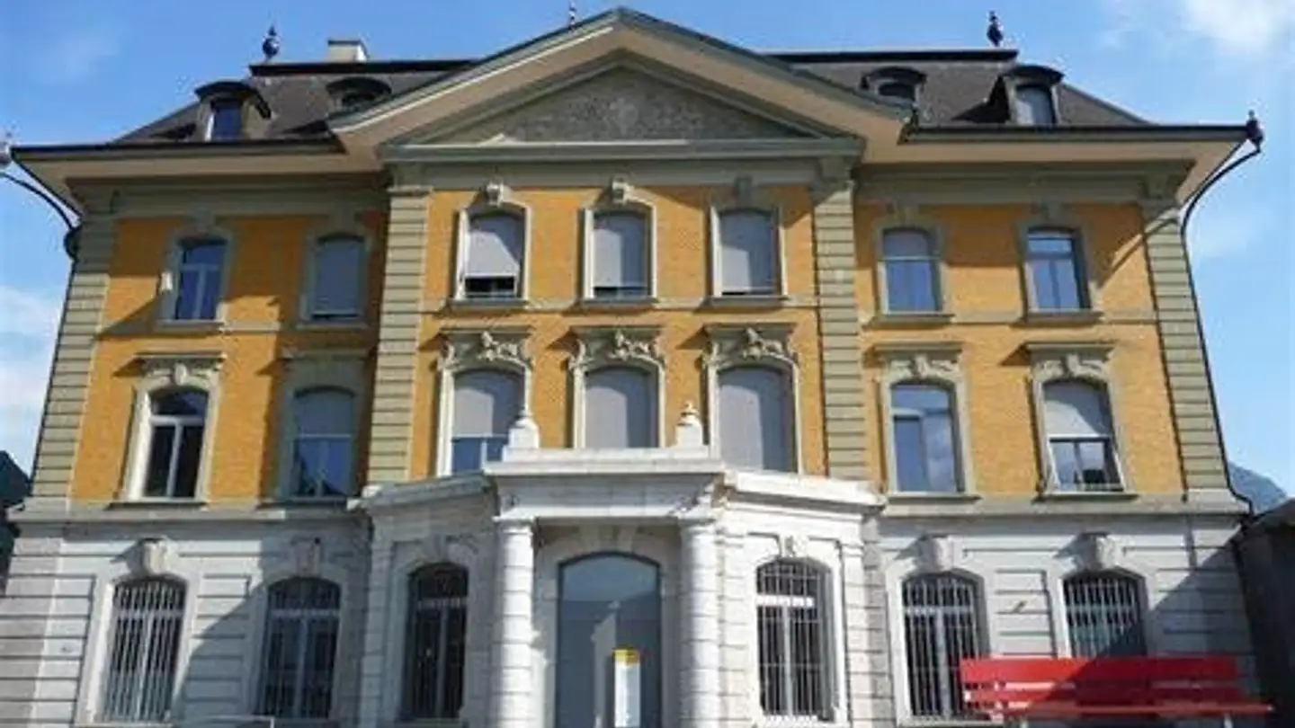 Cantina divisa in affitto - Bahnhofstrasse 9, 6460 Altdorf UR