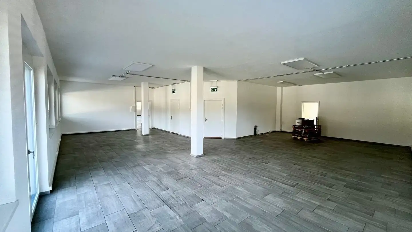 Kaufhaus mieten - Ringstrasse 1, 4415 Lausen - Foto 3