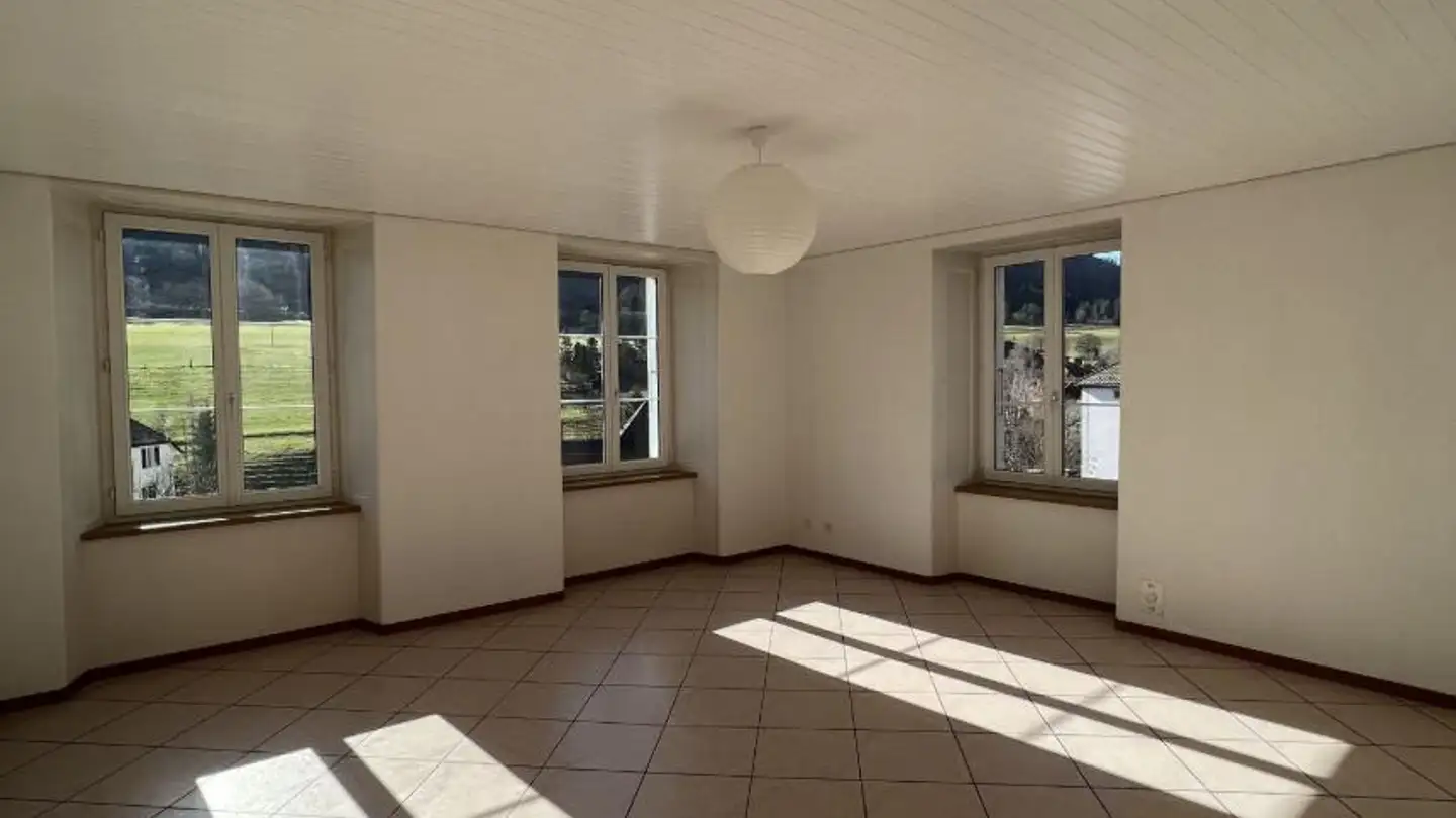 Apartment for rent - Rue Ferdinand-Gonseth 2, 2615 Sonvilier - Photo 4