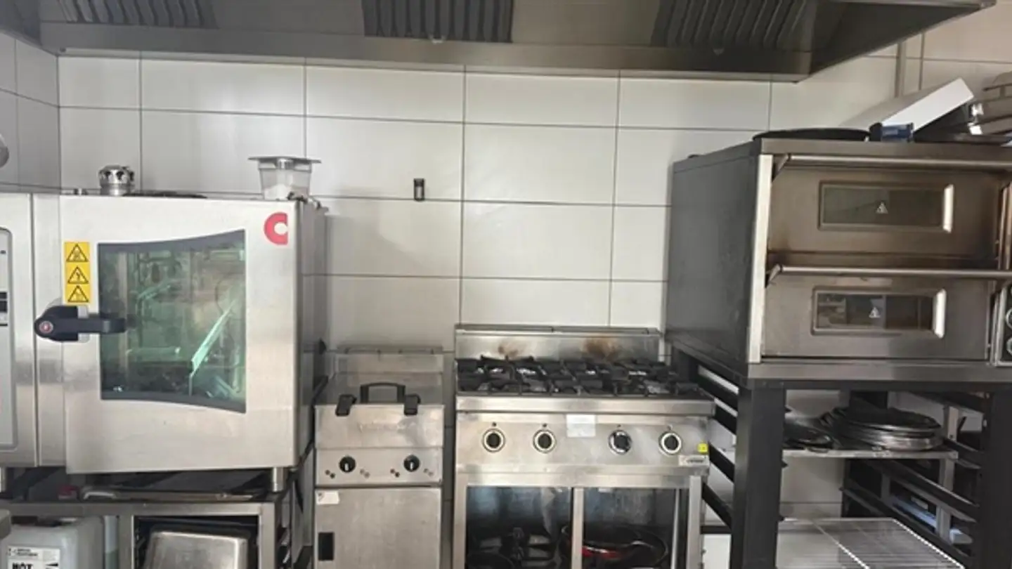 Restaurant for rent - Route De Vireloup 16, 1239 Collex