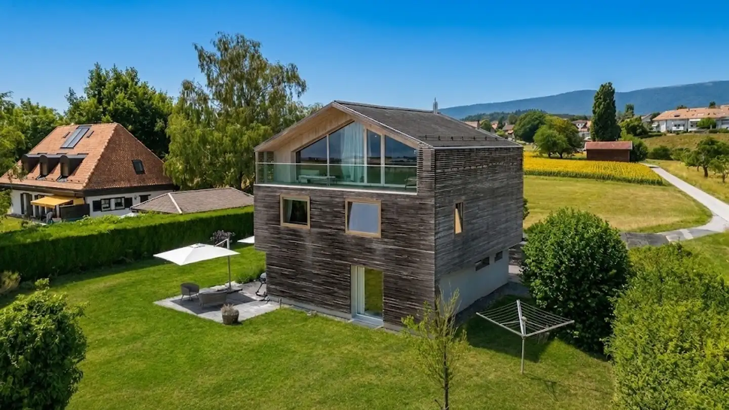 Single house for sale - 1143 Apples