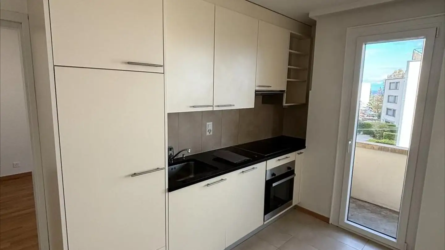 Apartment for rent - Rue De Maillefer 39, 2000 Neuchâtel - Photo 2