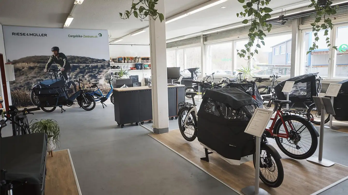 Commerciale in affitto - Römerstrasse 2, 5502 Hunzenschwil
