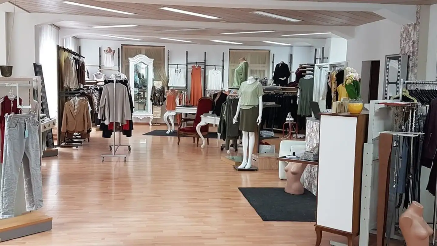 Commerciale in affitto - Äussere Bahnhofstrasse 1, 8854 Siebnen - Photo 3