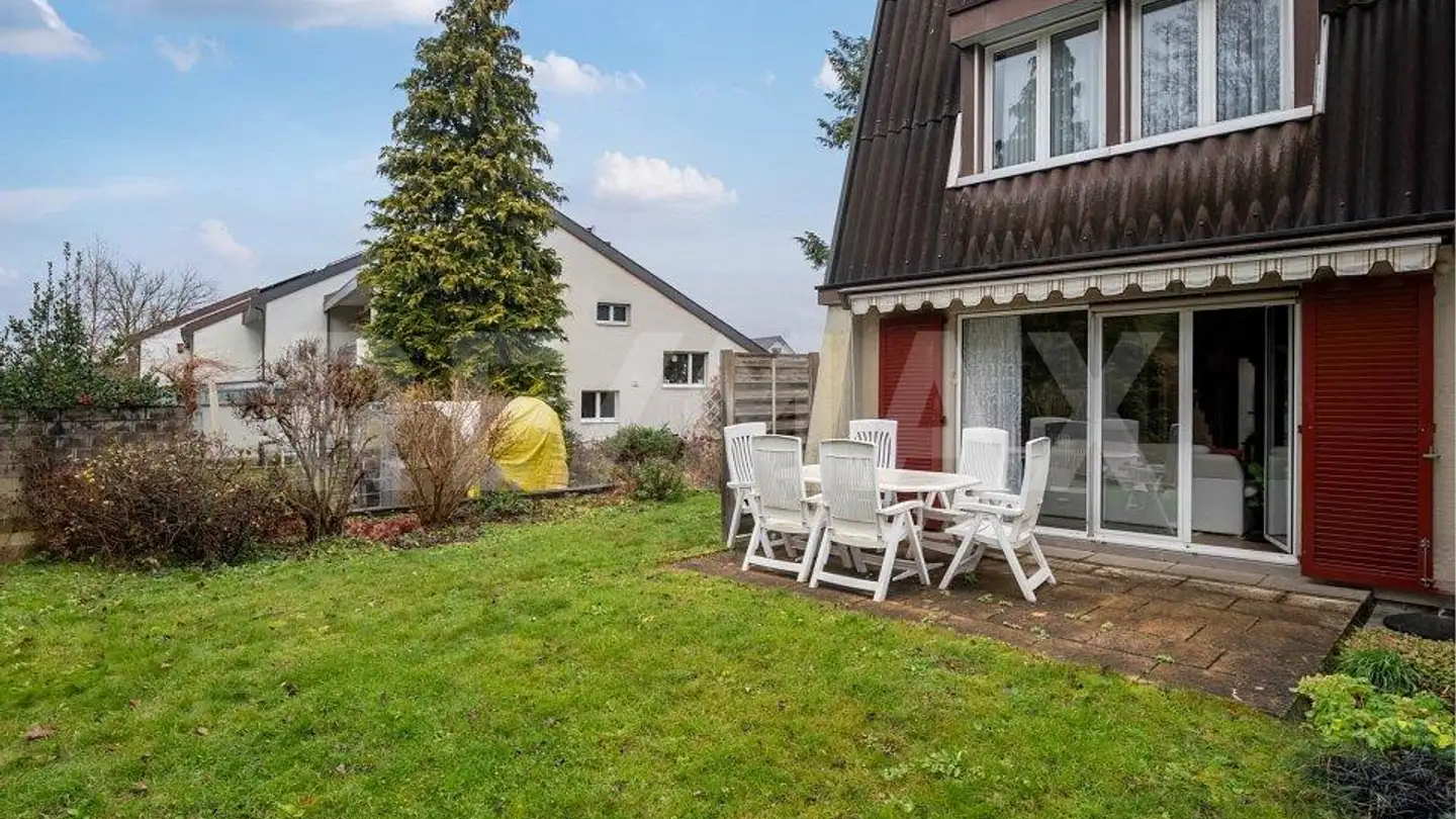 Casa a schiera in vendita - Im Grünen Hof 96, 8133 Esslingen
