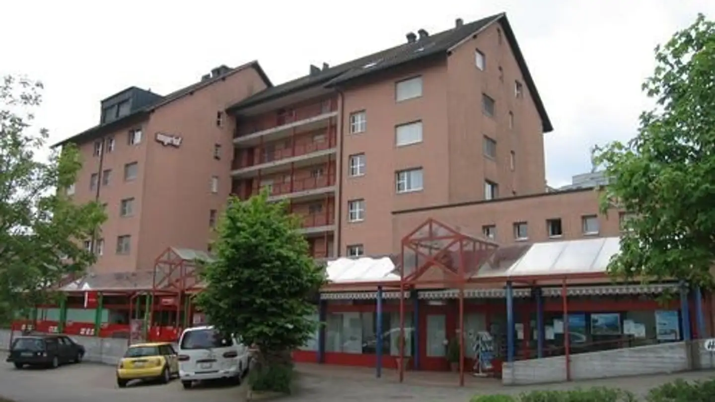 Outdoor parking space for rent - Isenlaufstrasse 2, 5620 Bremgarten AG - Photo 3
