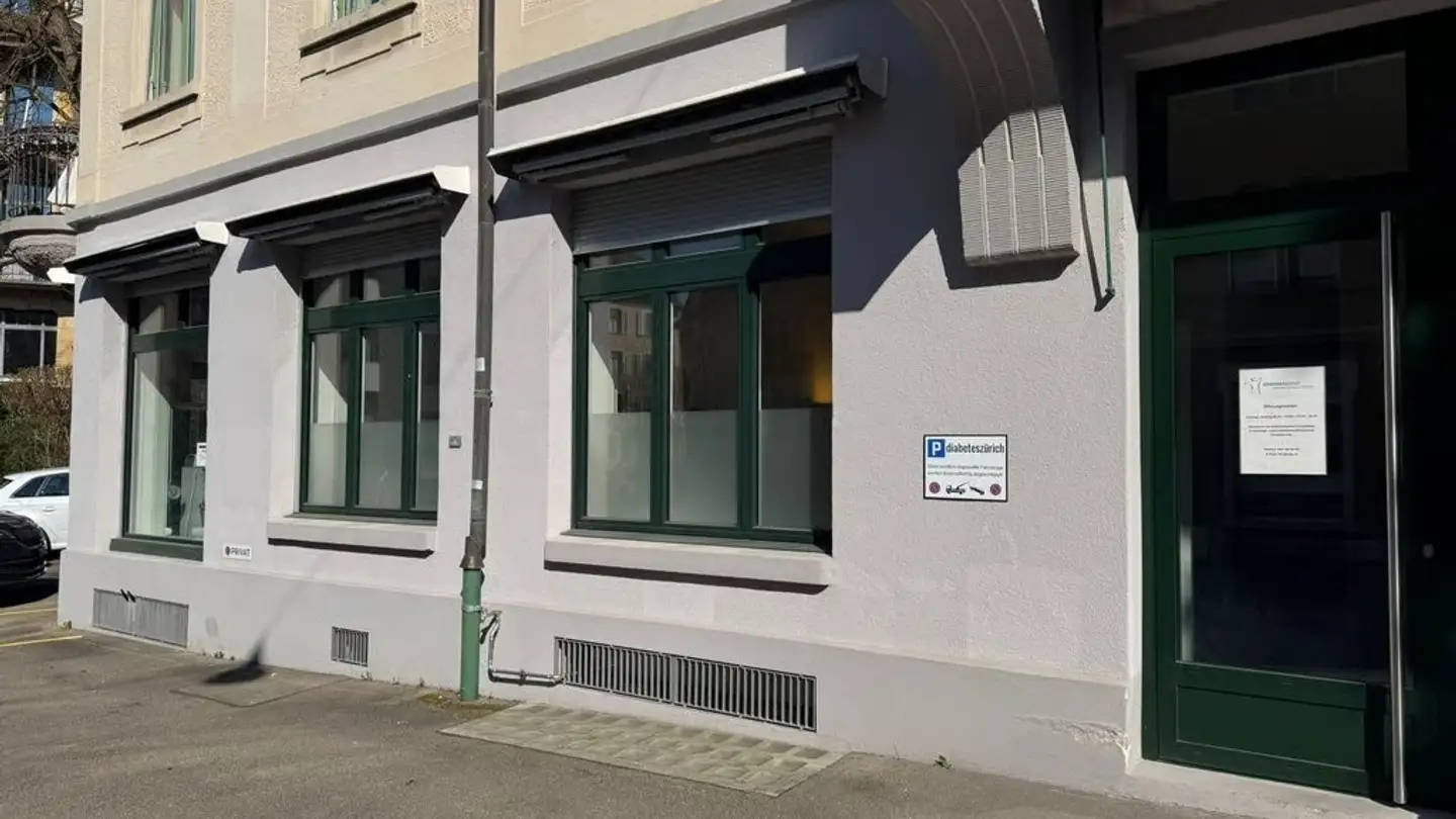 Commercial for rent - Turnerstrasse 24, 8006 Zürich - Photo 2