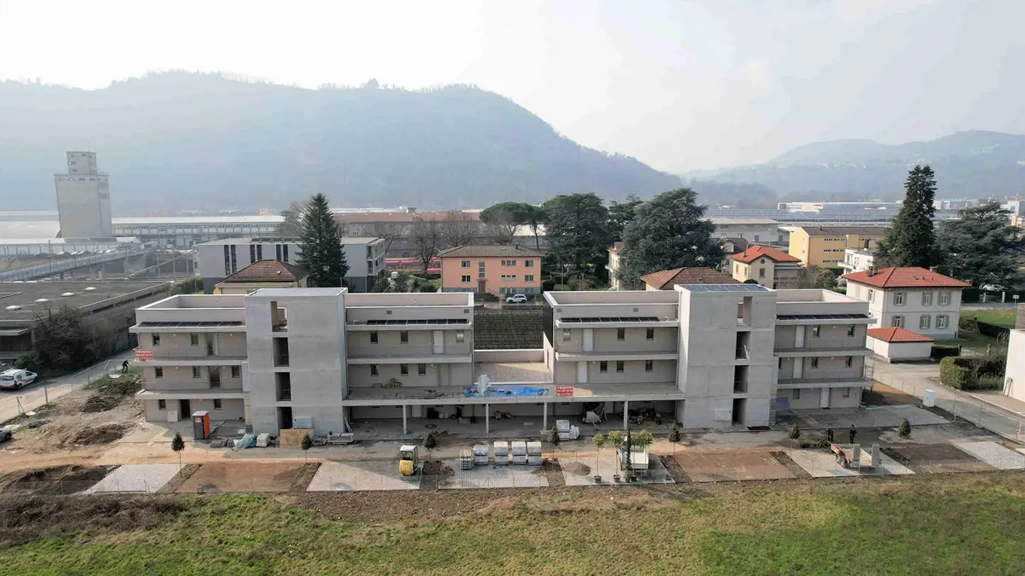 Appartement en terrasse à vendre - 6828 Balerna - Photo 2