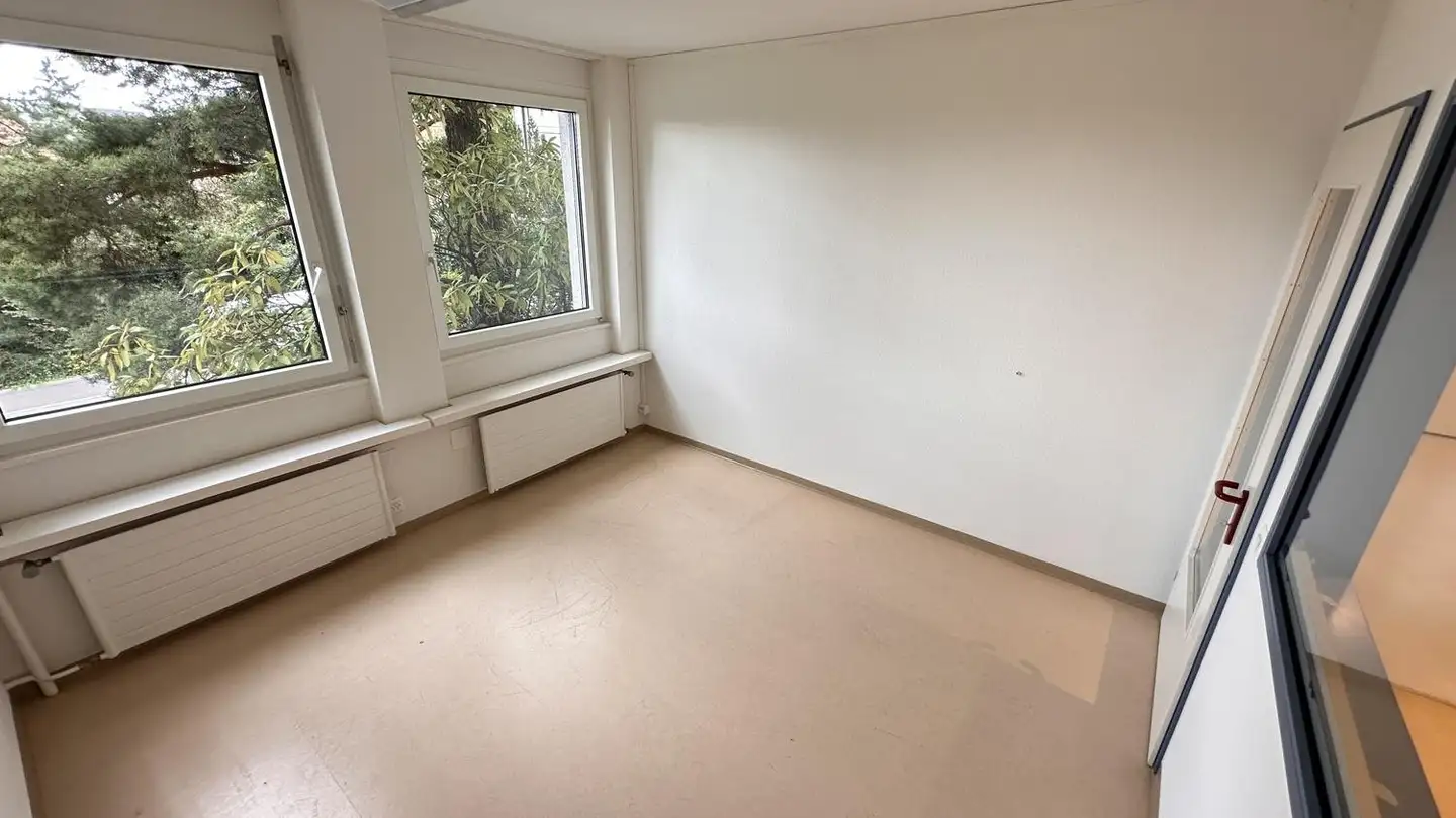 Bürofläche mieten - Geissacher 8, 8126 Zumikon