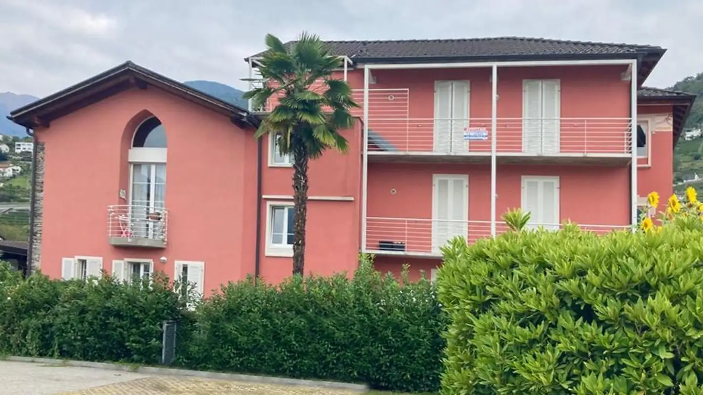 Residential building for sale - 6598 Tenero