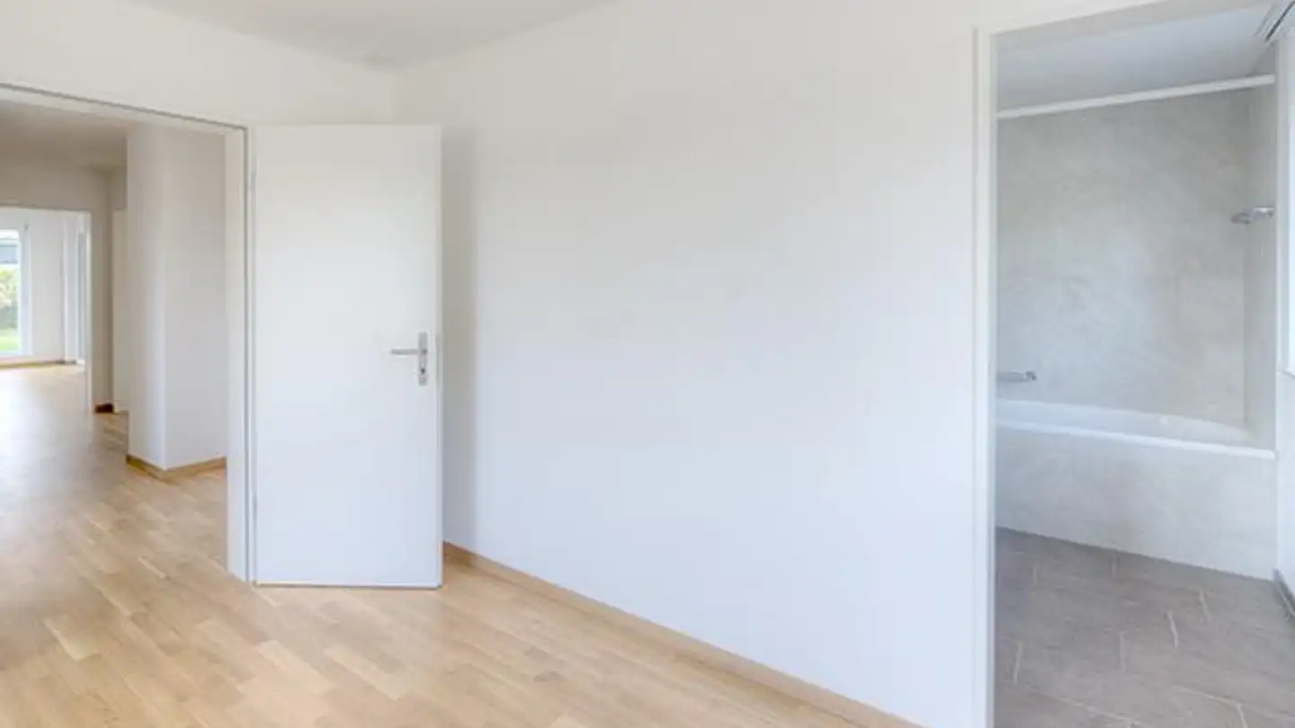Apartment for rent - Bahnhofstrasse 24, 2542 Pieterlen - Photo 3