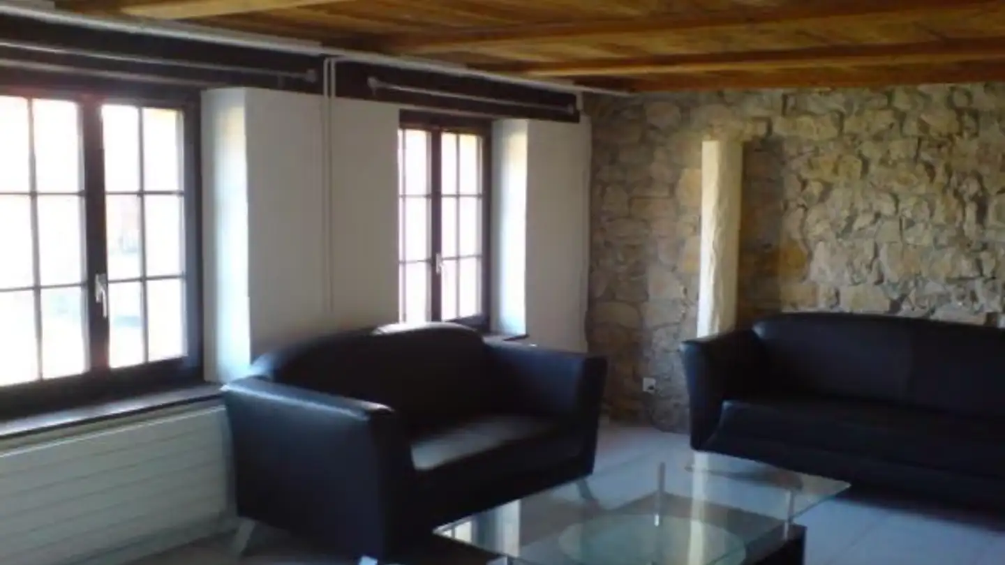 Appartement à louer - 4539 Farnern