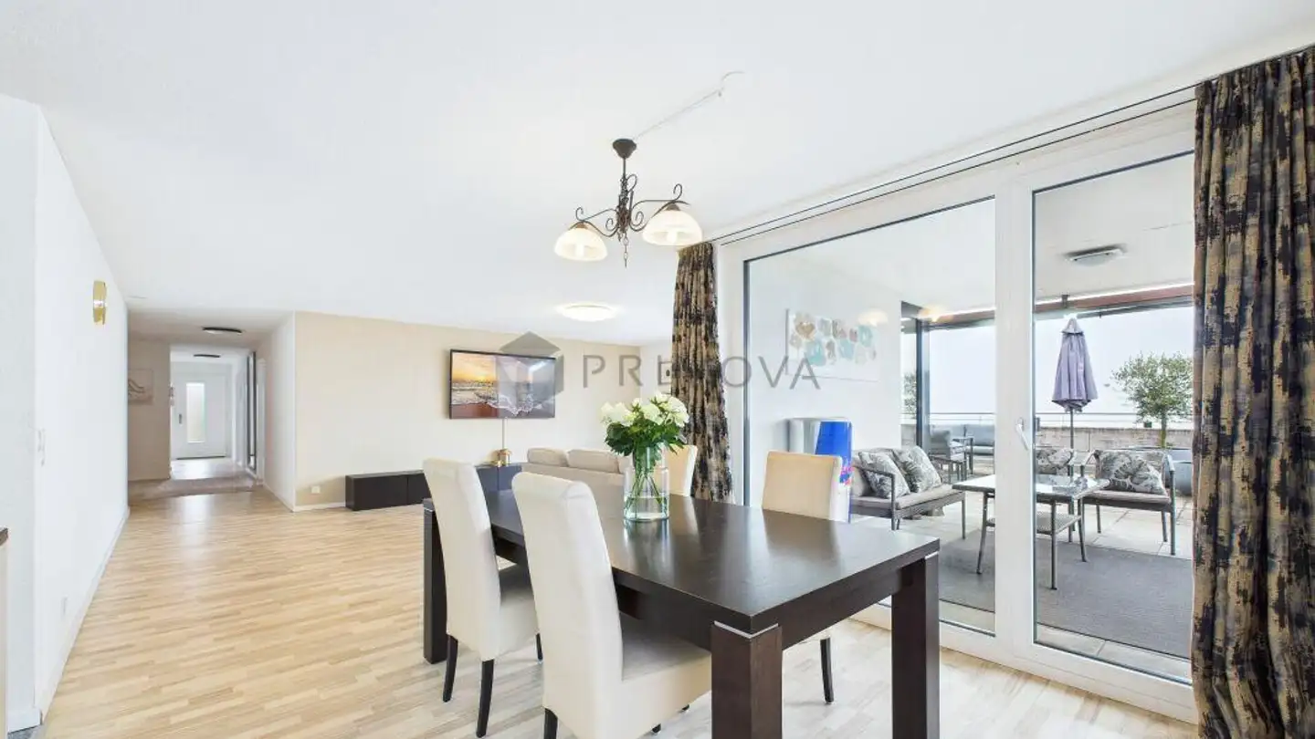 Stepped house for sale - 5222 Umiken - Photo 4