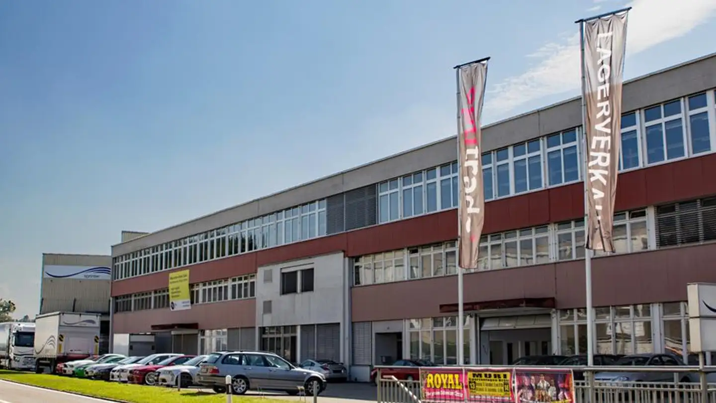 Commerciale in affitto - Pilatusstrasse 17/19, 5630 Muri AG