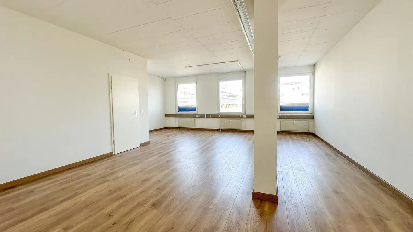 Office space for rent - Christoph Merian-Ring 23, 4153 Reinach BL - Photo 2