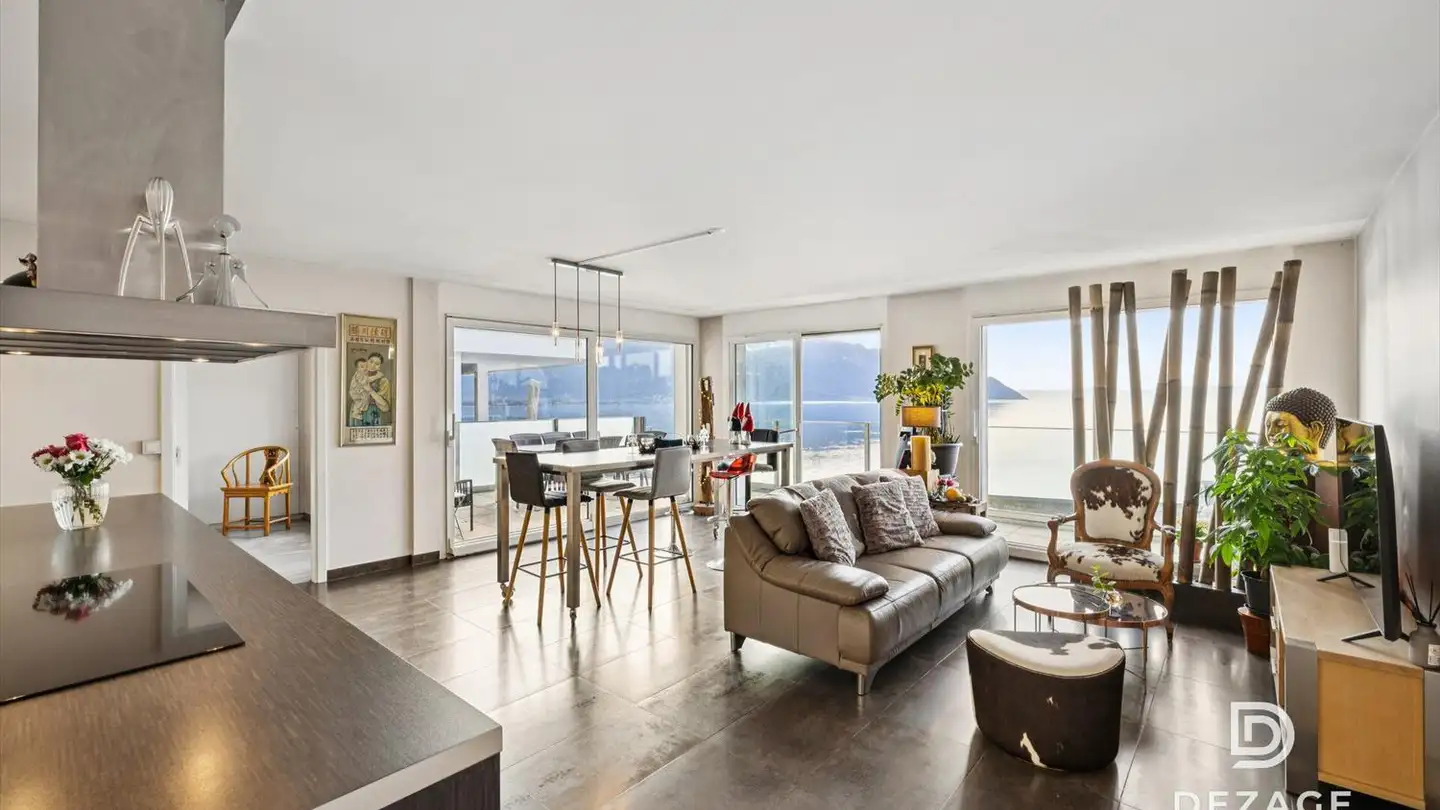 Penthouse for sale - Avenue De Chillon, 1820 Veytaux