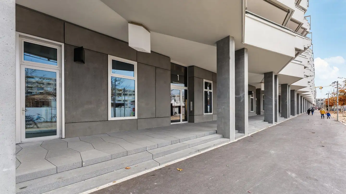 Magasin à louer - Esplanade Kongresshaus 3, 2502 Biel/Bienne