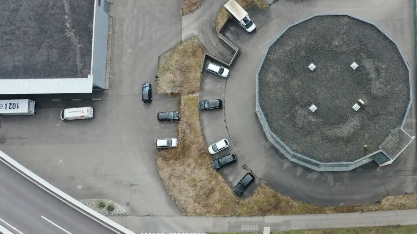 Spazio pubblicitario in affitto - Route De Soleure / Solothurnstrasse 126, 2504 Biel/Bienne - Foto 4