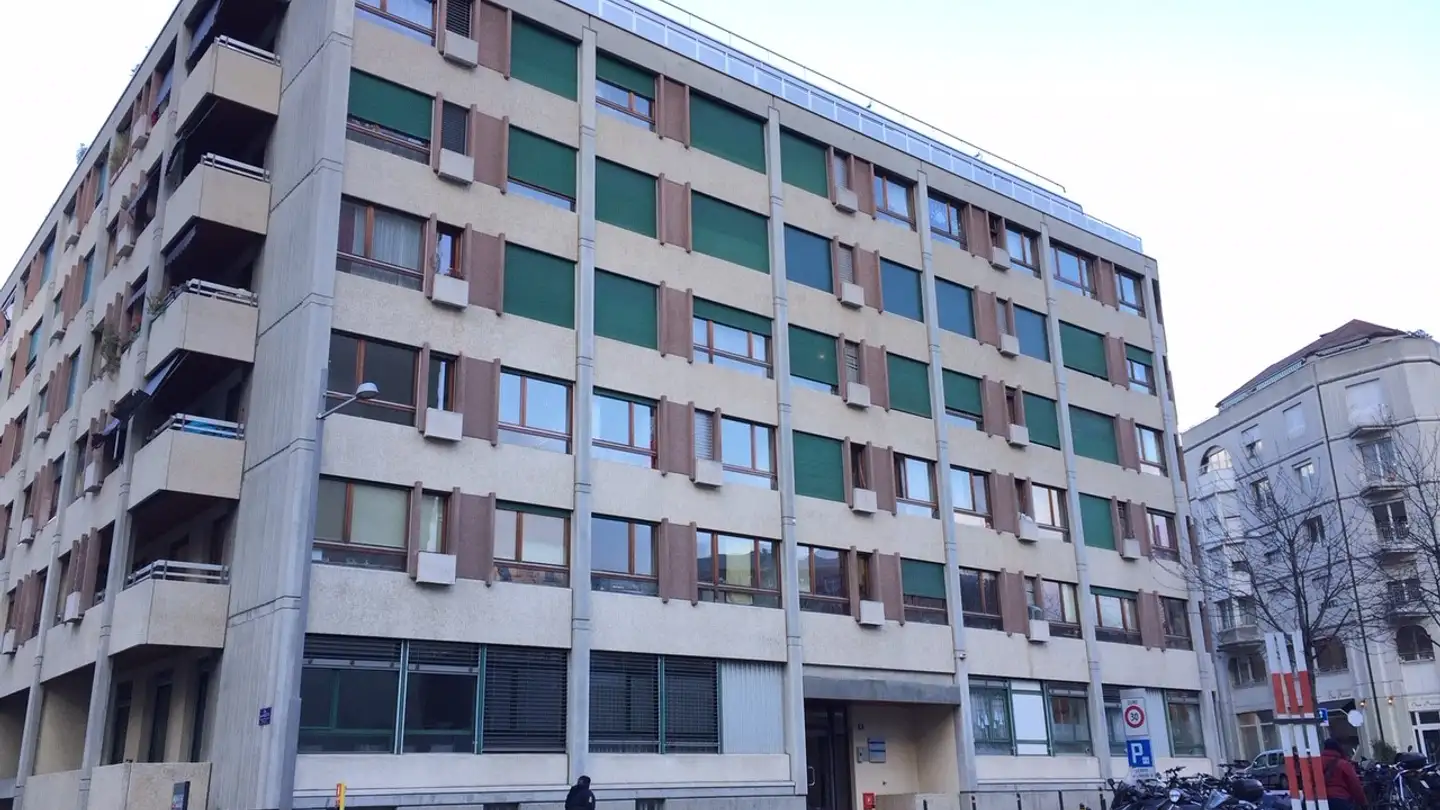 Parcheggio interno per moto in affitto - Boulevard De La Cluse 81, 1205 Genève