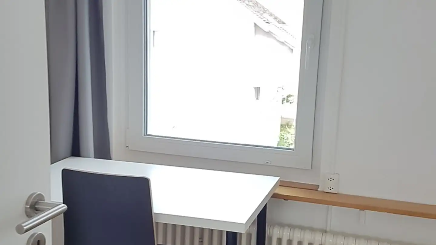 Chambre à louer - Zürichstrasse, 8134 Adliswil - Photo 2